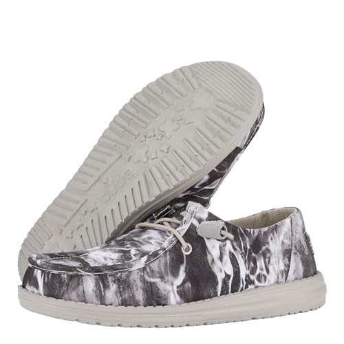 Image of HEYDUDE Women's Wendy Mossy Oak Elements