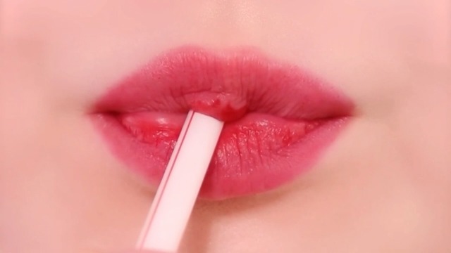 Amazon | Oiad(オアド) リップティーク LIPTIQUE/リップグロウオイル