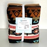 DIY FUN FOR EVERYONE: Make your own blanket and engage in a fun, easy no-sew project alone or with others; this DIY no sew fleece blanket kit includes simple, step-by-step instructions, making it accessible for all skill levels PREMIUM MATERIALS INCL...