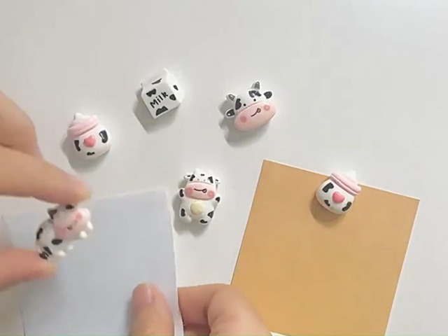 13 imanes 3D de resina para refrigerador en forma de vaca miniatura 7