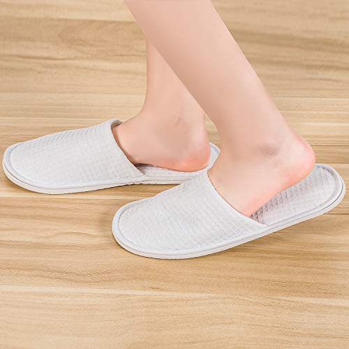 Pantoufles blanches gaufrées pour hôtel spa et invités de tailles variées