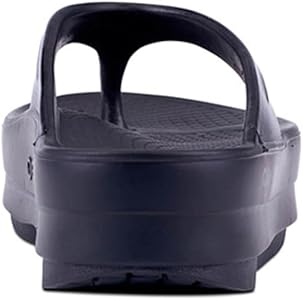 ウーフォス　スポーツサンダル OOmega レディース 黒 24.0 cm　新品 OOFOS OOmega レディース (サンダル・ミュール) 価格比較 - 価格.com