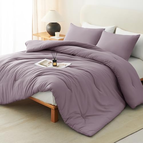 CozyLux Full Size Comforter Set Dusty Purple 3 Pieces Lightweight Down Alternative Quilted Bedding Sets Grayish Purple All Season Breathable Solid Comforter with 2 Pillowcases Soft Bed Set for Home
