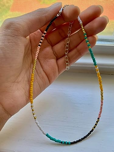 Summer Beaded Choker Necklace Pretty Bohemian Hawaiian Tiny Seed Beaded Necklace for Women3