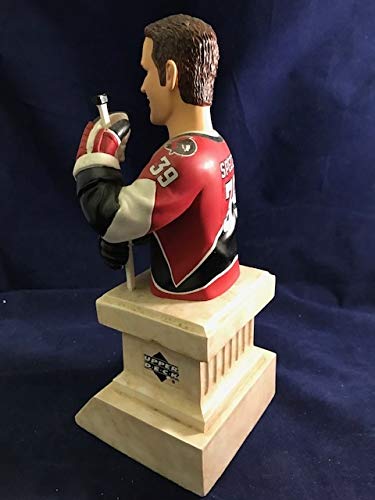 EASTCODE Pretty Natural 18KGP Green Jade Elephant Pendant Necklace Earring Set