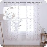 Entwurf: Wunderschöne weiße Gardinen mit einem schönen Blumenmuster, das Ihrem Raum einen schönen natürlichen Effekt verleiht und Ihre Einrichtung aufwertet