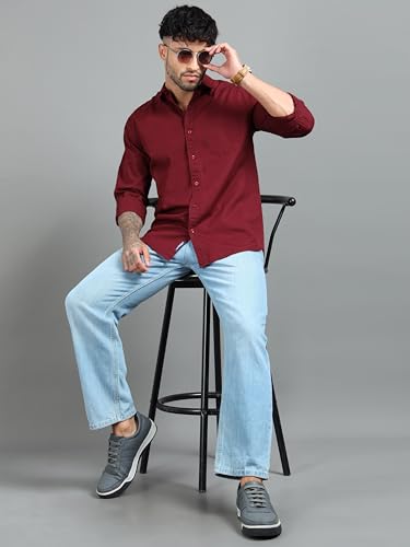 Image of Men Slim Fit Solid Spread Collar Casual Shirt