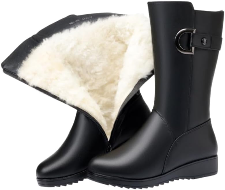 Women's flat thick warm boots with anti-slip rubber sole and PU upper. Suitable for snowy weather, commuting and outdoor activities.