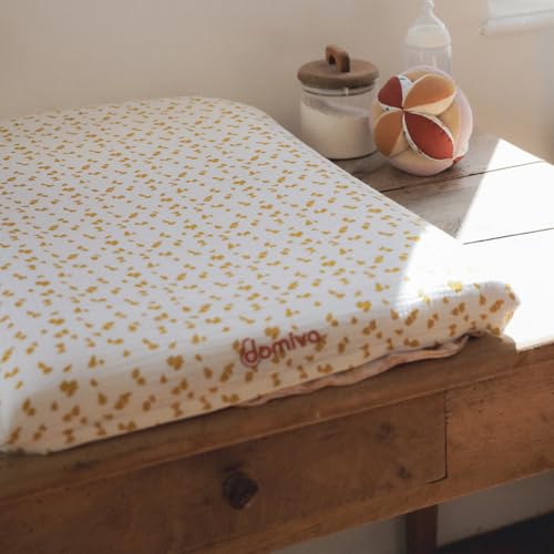 Matelas à langer Domiva Honey Moon avec sa housse réversible douce