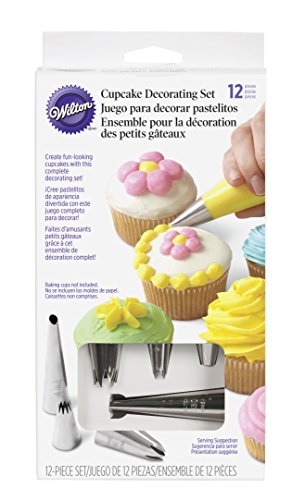 Wilton2104-6667 12-Piece Cupcake Decorating Set