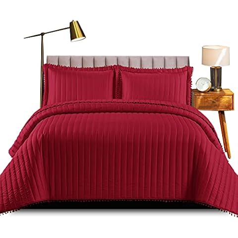 Quilted Bedspread Throw Polyester Filling Warm Bed Blankets Throws Super King Bedspreads - 3 Piece Bed Spread Complete Bed Set Christmas Bedding Super King Size 70 x 250 cm with 2 Pillow Cases - Red Cover