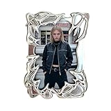 Déclaration de style sophistiqué : le porte-carte combine une galvanoplastie élégante avec un design pratique, produisant un lustre délicat qui met en valeur le raffinement individuel, parfait pour maintenir une approche organisée mais à la mode de la gestion des cartes en voyage ou pendant les activités quotidiennes.