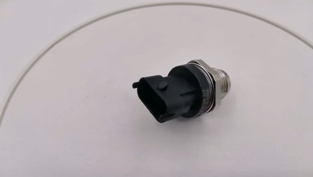 Amazon.com: Fuel Pressure Sensor 5261237 4937283 5297640 4930429 