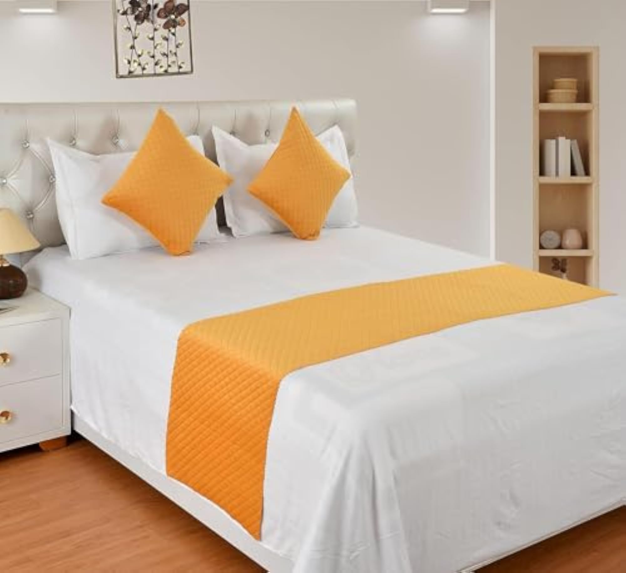 200TC Quilted Velvet Bed Runner with Matching Cushion Covers