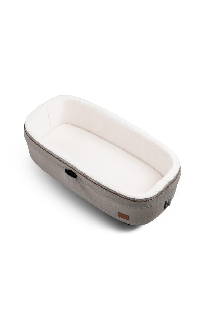 Tavo Maeve Medium Rigid‑Griff Haustier‑Autositz mit ISOFIX‑Bodenplatte, 2 Matratzenauflagen, Geeignet für Hunde & Katzen bis 13,6 kg (Merle)