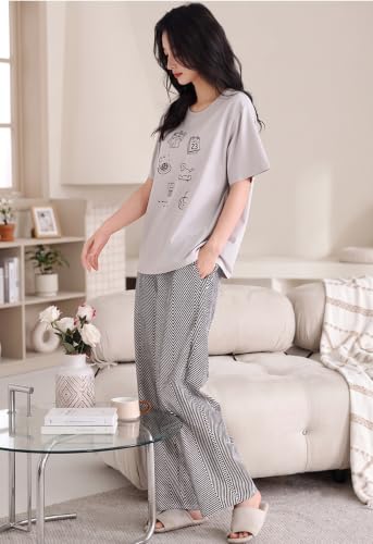 Image of GLASGO Women's Cotton Pajama Set with Top & Pants|| Korean Night Suit|| Lightweight Printed Set || Soft & Comfy Sleepwear for Girls & Women || LNS-3-$