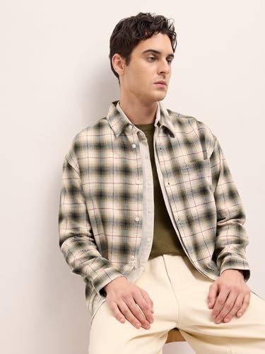 Image of THE BEAR HOUSE Men's Checked Tailored Fit Formal Shirt