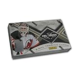 Jede Box wird im Durchschnitt haben: eine autographed Karte nummeriert zu 299 oder weniger