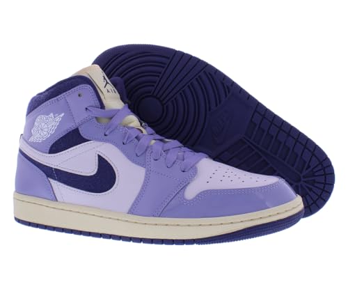 Image of Nike Women's Air Jordan 1 Mid SE Sneaker