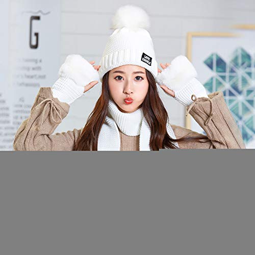 Bonnet tricoté femme écharpe et gants pour sorties et ski en hiver