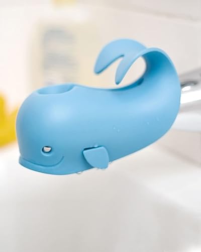 Miniatura 13 de Skip Hop Cubierta para boquilla de baño para bebé, ajuste universal, Moby, gris Moby Gris,Moby Azul,Blanco
