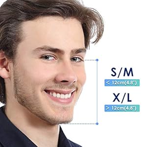 Schnorchelmasken 41sMSGCZuwL. SS300 🐳【Freie Atmung und Antibeschlag】Das verbesserte Model der Tauchmaske verwendet ein fischkieme ähnliches Atemkreislaufsystem mit unabhängigen Ein- und Ausatemkanälen, verhindert die Vermischung von Abgas und Frischluft , erhöht die Sauerstoffkonzentration in der Maske erheblich. Müheloses Atmen und 100% beschlagfrei.
🐳【180°-Panorama und flache Linse】Das breite 180°-Sichtfenster bietet ein hervorragendes Sichtfeld. Unsere Maske ist mit flachen Gläsern und bietet Ihnen eine realistischere Sicht im Gegensatz zu gekrümmten Gläsern. Erleben Sie eine lebendige Unterwasserwelt.
🐳【Faltbare Schnorchel】Der Schnorchel der Tauchmaske kann zum einfachen Tragen zusammengeklappt werden und Sie können viel Platz sparen. Außerdem ist ein Gummiring zwischen Schnorchel und Maske angebracht, machen Sie keine Sorge mehr, dass der Schnorchel verliert.