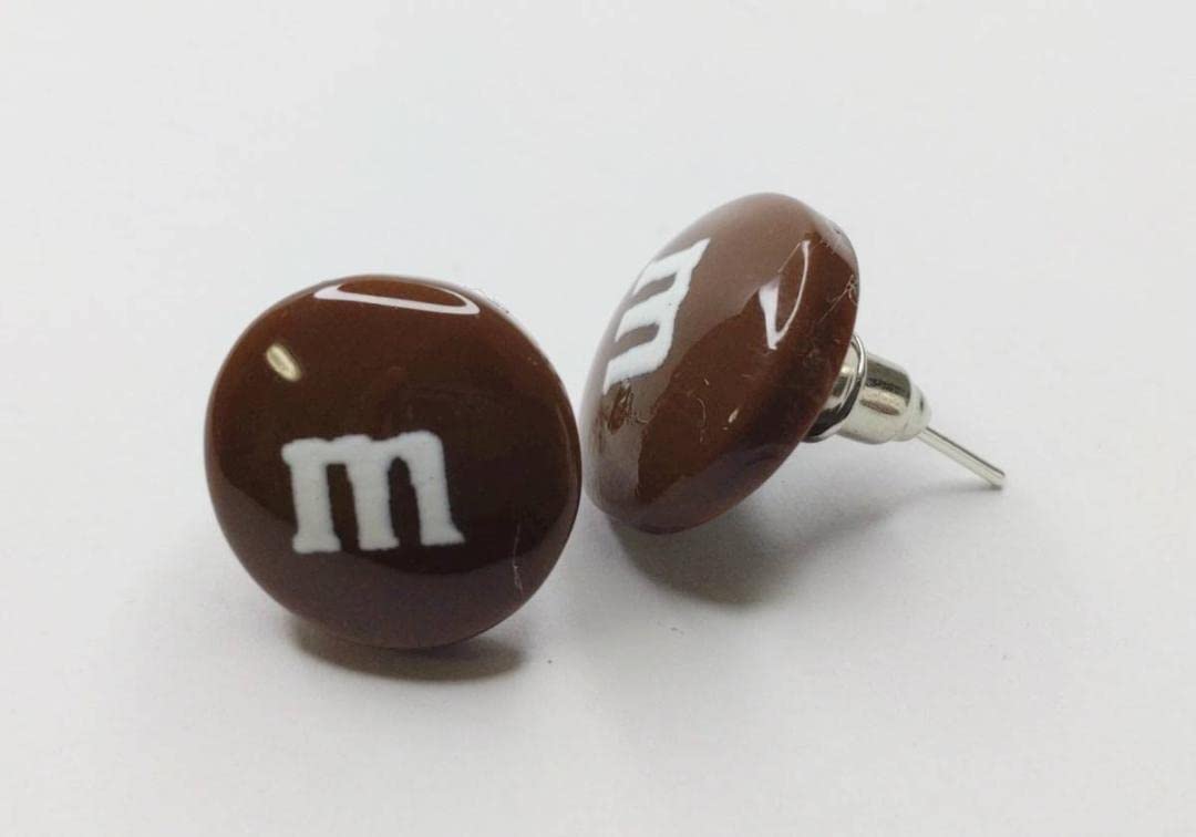 Amazon.co.jp: M＆M ピアス 耳飾り ブラウン チョコレート 外国の 