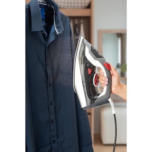 Black Decker Ferro de Passar Roupa com Vaporizador, Desligue Automático, Vermelho, Modelo FX3900, 11
