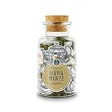 Nana-Minze ist in vielen Ländern Nordafrikas ein traditionelles Aufgussgetränk, das in jeder Jahreszeit genossen wird. Ob heiß oder gekühlt, der Sud ist ein Durstlöscher, ohne Fruchtnoten, aber mit köstlichem Spearmint-Geschmack. Der Name „Spearmint“ ist wohl auf den eigentümlichen Minzgeschmack ganz ohne Mentholnuancen zurückzuführen.
