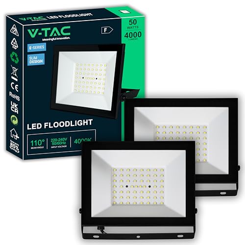 IMPERMEABILE IP65, SOLIDO, AFFIDABILE: Faro LED Esterno Realizzato in alluminio pressofuso e vetro temperato, resistente ad acqua e polvere con isolamento totale da polvere e forti getti d'acqua. Classificato IP65 non subirà danni dovuti da agenti atmosferici, perfetto per illuminare l'ingresso di casa o qualunque altra zona d'ombra all'esterno, rendendo l'ambiente più sicuro ed accogliente.