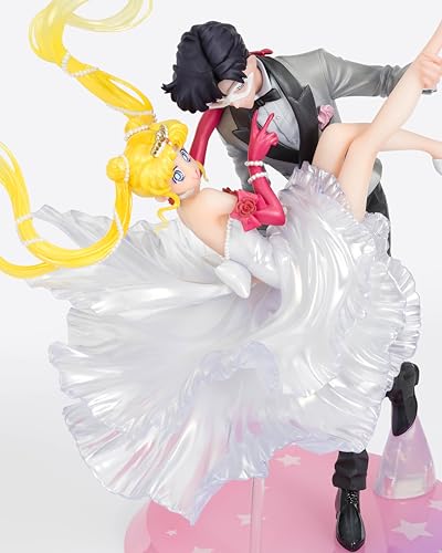 Image of TAMASHII NATIONS - Sailor Moon - Usagi & Tuxedo Mask [Moonlight Glow Edition] FiguartsZERO chouette Collectible Figure