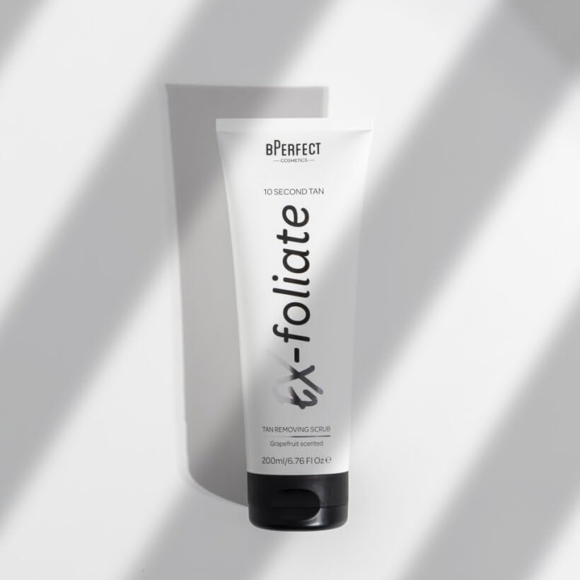 BPerfect Tan Studio - Ex-Foliate Tan Removing Scrub - Grapefruit Scented Exfoliator with Shea Butter, Almond & Avocado Oil - 200g - Image 4