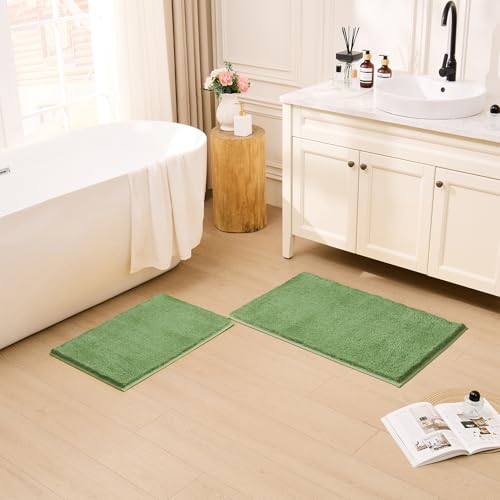 CozeCube Green 32"x20" Shaggy Non Slip Soft Washable Bath Mat by CozeCube - Used condition - Image 3