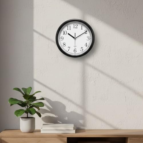 Horloge moderne de salon et bureau à piles Soro Essentials noire
