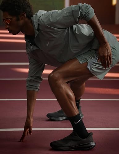 Image of Nike Men's Revolution 8 Easy On Road Running Shoes