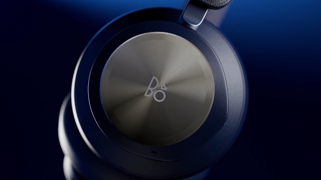 Bang & Olufsen Beocom Portal UC - Wireless Bluetooth Over-Ear