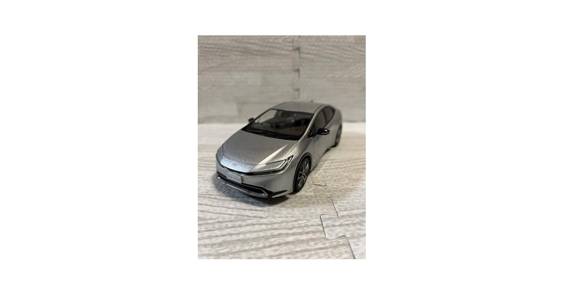 Amazon.co.jp: 1/30 ミニカー 新型プリウス PRIUS 2023年最新型