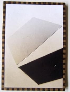 Paperback Texas: Between Two Worlds Book