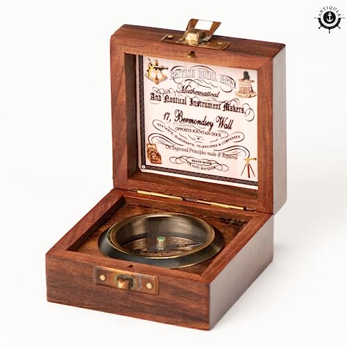 Brújula vintage en caja de madera artesanal miniatura 3