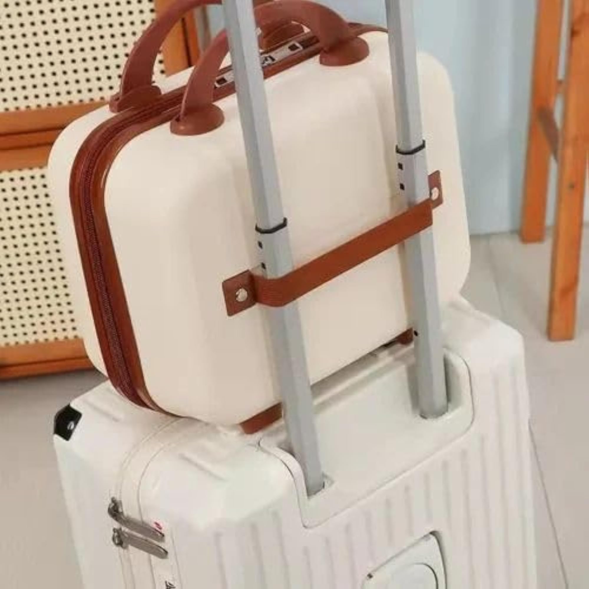Kawaii Sanrio Portable Mini Suitcase Kuromi Vanity Bag