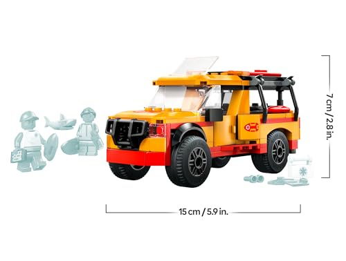 LEGO City Le véhicule de secours de la plage - Jeu de construction pour garçons et filles dès 6 ans avec un requin - Jeu de rôle sur le thème du sauvetage - Idée cadeau pour les amateurs d'océan 60453