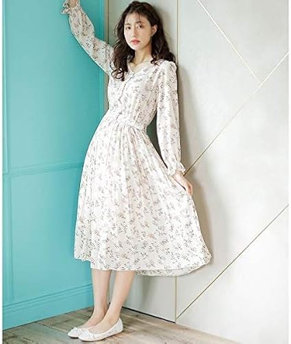 Amazon Co Jp イング Ingni 花柄プリーツワンピース アイボリー M 服 ファッション小物