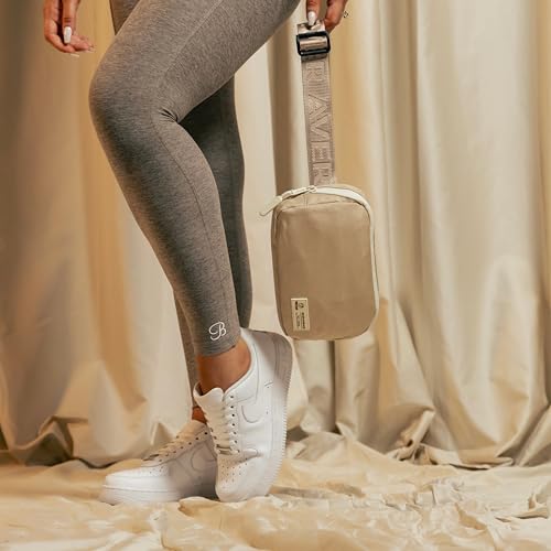 1.5L Crossbody Pack (Bombshell Sportswear Latte)2