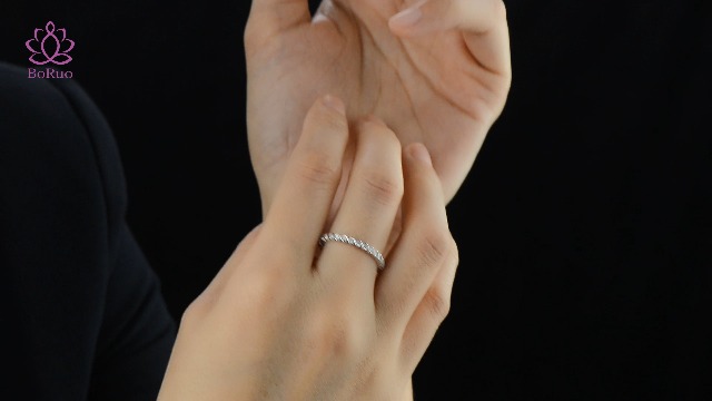 Anillo Plata Ley 925 Con Circonitas, Diseño Eternidad, Talla 4-12, Chapado Platino, Incluye Bolsa Algodón