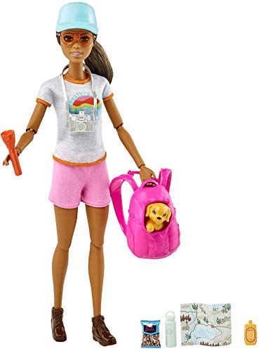 Barbie Muñeca Senderismo  Morena  con Cachorro y 9 Accesorios  Que Incluye