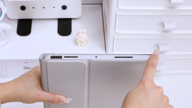 Amazon.com: GKABXY Keyboard Case for iPad (A16) 11th Gen 11 inch