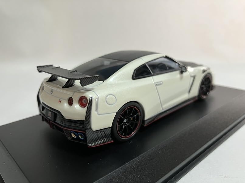 Amazon | 京商 1/43 ニッサン GT-R ニスモ 2024 ホワイト NISSAN GT-R