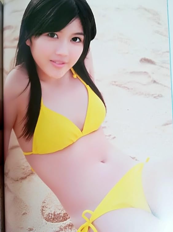 Amazon.co.jp: 宮崎美穂 写真集 SHINING SKY : ドラッグストア