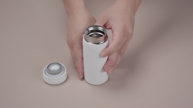 Amazon.com: Linkidea 7oz (200ml) Mini Water Bottle, Small Vacuum