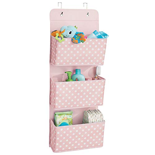 mDesign Organizador de armarios con 3 bolsillos – Sistema de almacenamiento para habitación infantil – Estantes colgantes con estampado de puntos para zapatos y ropa infantil – rosa/blanco